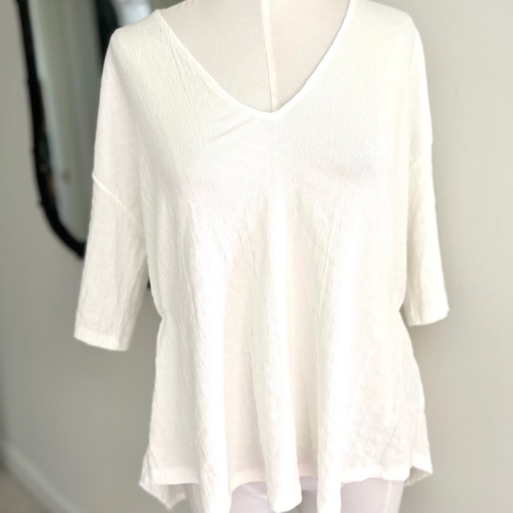 Zara Wide V-Neck 3 Quater Sleeves Light Weight White Cotton Shirt - Picture 1 of 6